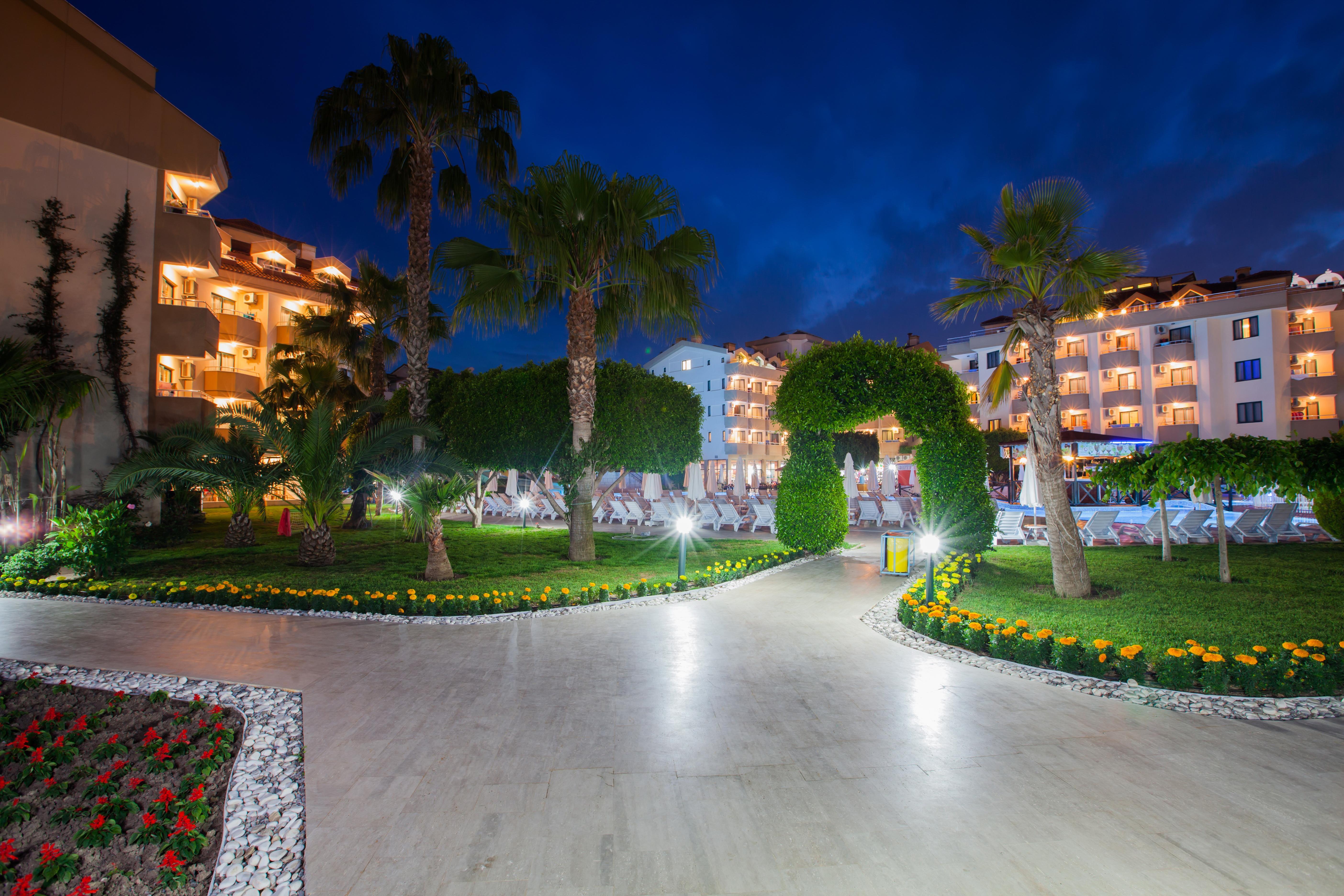 Grand Seker Complex 4*